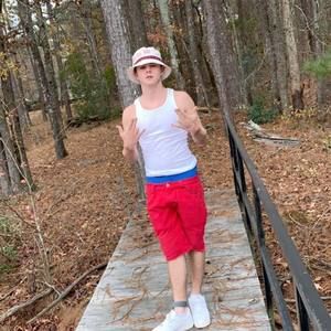 Meet your Posher, Austin